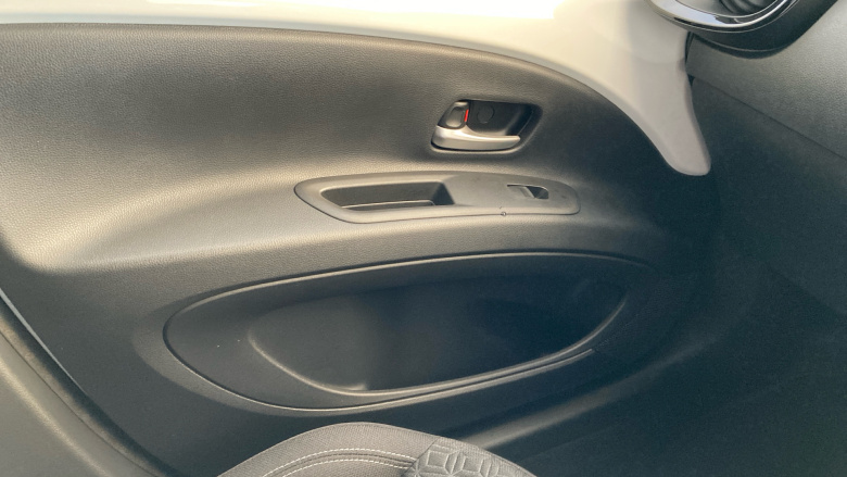 Toyota Aygo X 1.0 VVT-i Edge 5dr Petrol Hatchback